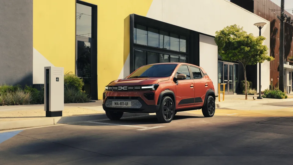 „Dacia“ pristato naująjį „Spring“ – elektromobilį, kuris savo kaina ir kokybe toliau neturi konkurentų