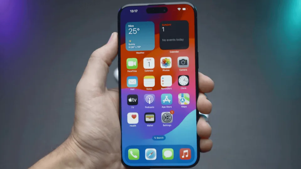 „iPhone“ išmaniuosius telefonus gali pasiekti didžiuliai pokyčiai: aiškėja, kaip gali atrodyti naujoji „iOS 18“ versija, pamatykite tai patys