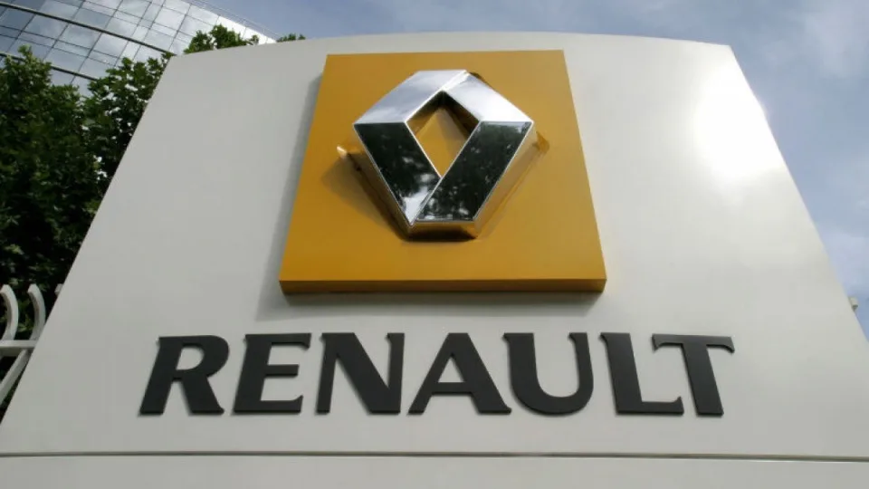 Revoliucinis „Renault“ grupės žingsnis: paskelbė ambicingą baterijų kūrimo planą, leis 20 proc. sumažinti jų kainas