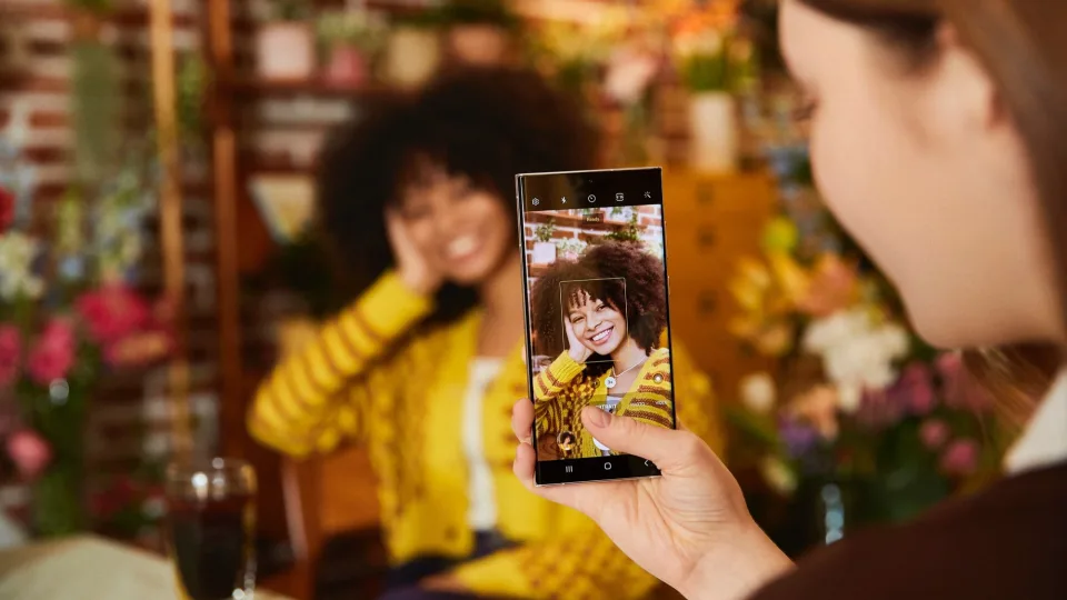 „Samsung“ išleido didelį „Expert Raw“ programėlės atnaujinimą: sužinokite, kokios galimybės atsirado ir kurių įrenginių turėtojai gali jas išbandyti