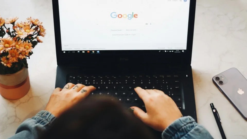 Netrukus turėsime mokėti kone už viską: jau greitai gali tekti mokėti net ir už paiešką internete, sužinokite, kas čia vyksta