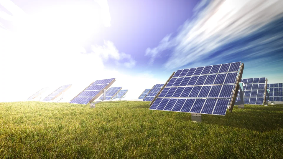 Didėjantis atsinaujinančių energijos šaltinių populiarumas: iki 2030 metų baterijose bus kaupiama šešis kartus daugiau energijos nei dabar