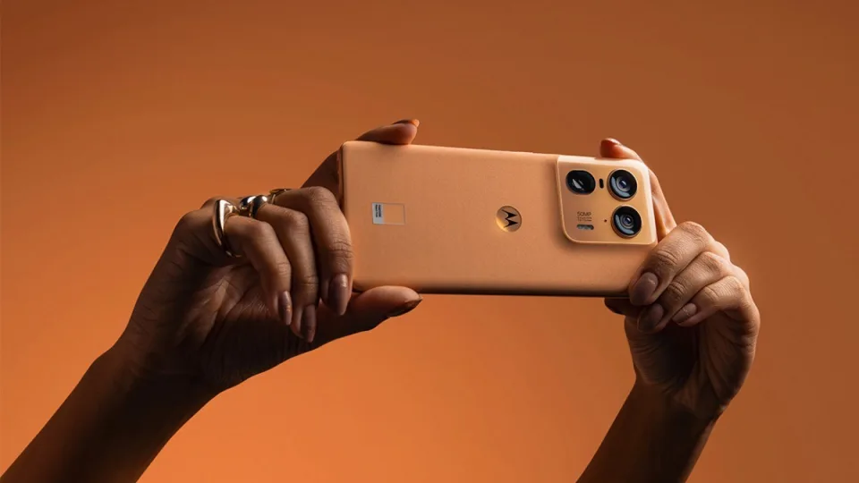 „Motorola“ pristatė naująjį „Moto X50 Ultra“: dar balandį matytas išmanusis telefonas, tačiau paslėptas po visiškai nauju vardu