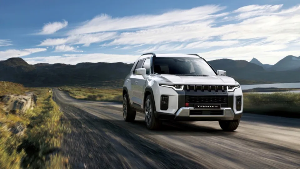 Pasaulis nestovi vietoje, o automobilių rinka nėra išimtis: keičiasi labai dinamiškai, o pirkėjai turi vis didesnį pasirinkimą, tačiau ar yra vietos dar vienam naujokui?