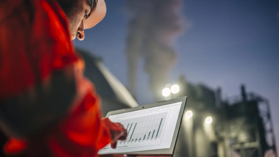 ESO specialistai pateikia naudingą informaciją verslui: papasakojo, kaip galima sumažinti išlaidas energijai net 15 proc.