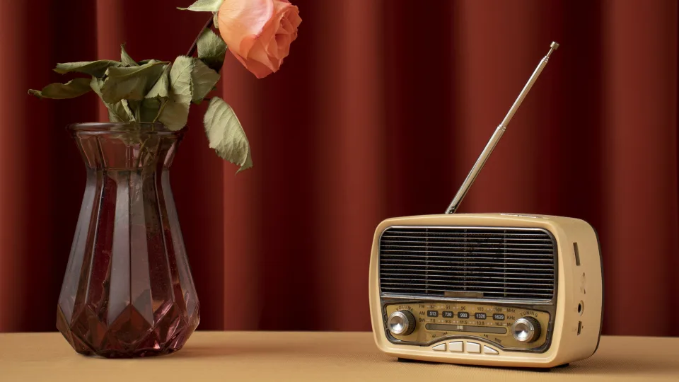 Sugrįžimas į praeitį, kuris veikia: kodėl nostalgija šiandien tampa galingiausiu rinkodaros ginklu?