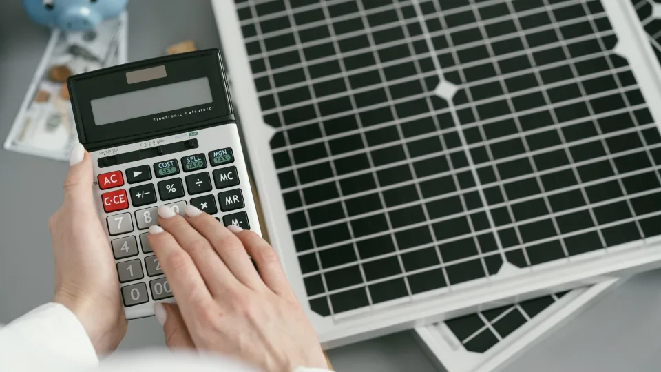 Bankų paslaugų taisyklės verčiamos aukštyn kojomis: kas laukia klientų nuo 2026 metų pradžios