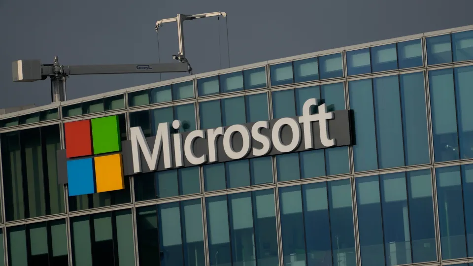 Vartotojų duomenų ir privatumo skandalas: „Microsoft“ atstovų žodžiai sukrėtė Prancūzijos politiku