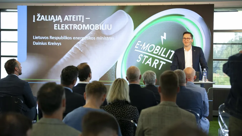 Vilniuje įvyks tarptautinė Elektromobilumo konferencija: aptars elektromobilumo plėtros tendencijas Lietuvoje bei Europoje, pristatys naujausias įkrovimo infrastruktūros skatinimo priemones