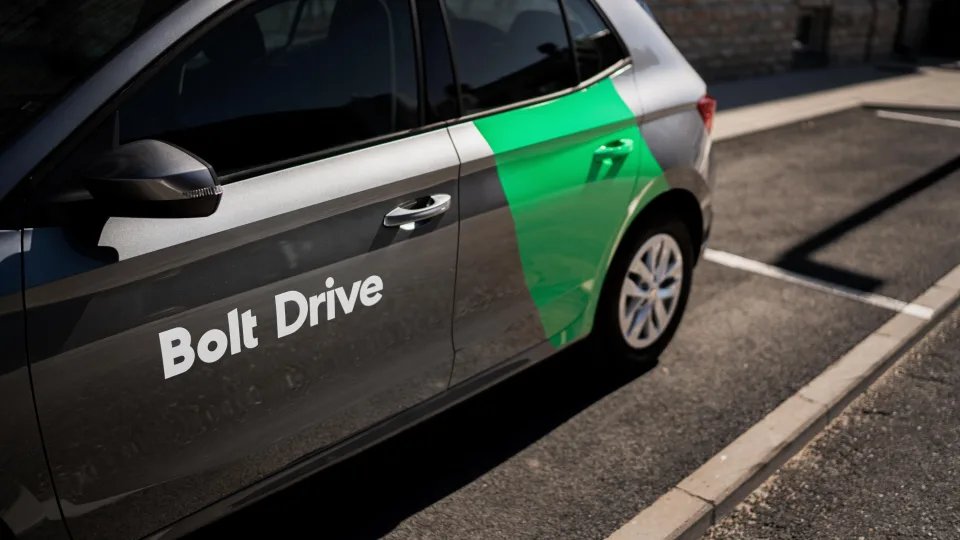 Labai trumpa kelionė automobiliu gali kainuoti dešimtį tūkstančių eurų: atskleista, kaip mažiau nei 20 eurų galėjusi kainuoti kelionė vairuotojui atsiėjo įspūdingą sumą pinigų