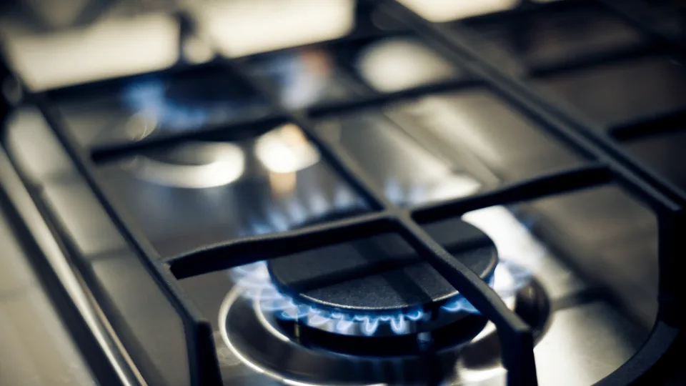 Tai gali tapti gaisro jūsų namuose priežastimi: Energetikos ministerija siūlo pasinaudoti parama, atsikratykite šiuo nesaugiu įrenginiu jau dabar