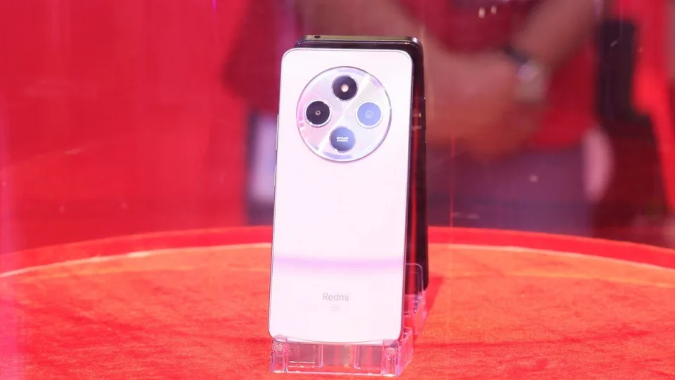 Bene pigiausio „Redmi“ telefono su 5G palaikymu debiutas – jau rytoj, jau dabar žinomos pagrindinės išmaniojo telefono savybės