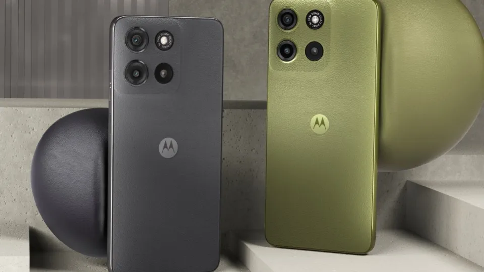 „Motorola“ pristatė du „Moto G15“ serijos išmaniuosius telefonus: nebrangūs įrenginiai pasiūlys talpias baterijas, jau netrukus bus galima įsigyti ir Europoje