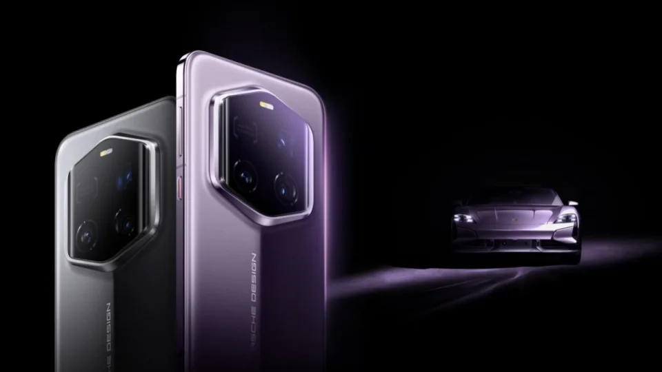 Įspūdingasis „Honor Magic7 RSR Porsche Design“ išmanusis telefonas – jau ir Europoje, tačiau jo kaina privers išsžioti net ir visko mačiusius