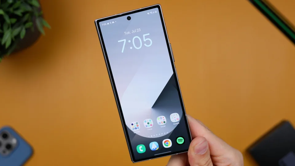 Faktai apie išmaniuosius telefonus, kurių dar nežinojote: prieš daugiau nei 50 metų atliktas skambutis ir skaičiai, kurie nustebins net ir visko mačiusius