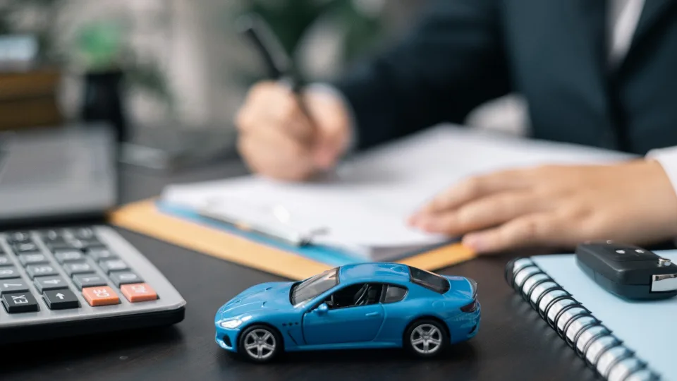 Automobilio pirkimas įmonei gali sukelti tikrą galvos skausmą: rebusas verslui, kai automobilio reikia čia ir dabar - ką rinktis?
