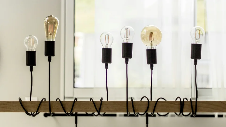 Elektros vartotojams tai labai nepatiks: mūsų šalyje vasarį buvo labai brangi, sužinokite, kur mes rikiuojamės visos Europos kontekste