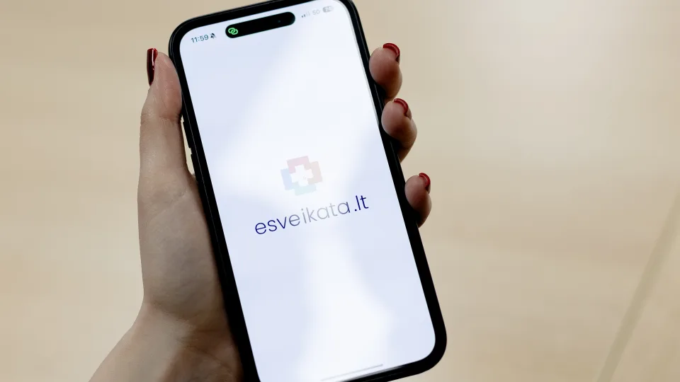 Svarbūs pokyčiai šalies sveikatos sistemoje: sužinokite, kam bus lengviau gauti vaistus ir pavėžėjimą