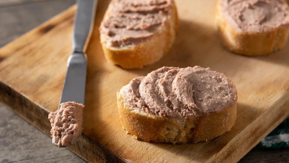 Žinomo laidų vedėjo receptas: vištienos paštetas su netikėtu ingredientu, kuris stebina net gurmanus