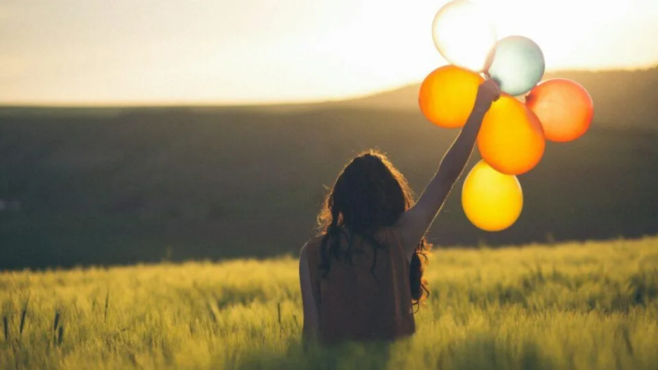 Pasitikrinkite, galbūt jūs tarp laimingųjų: Zodiako ženklai, kuriems spalis atvers duris į naują gyvenimą