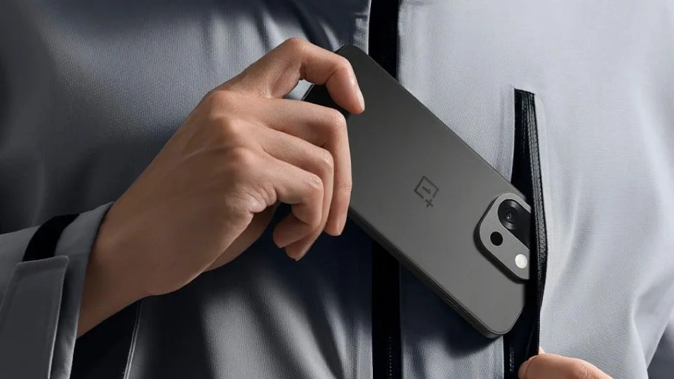Stulbinantis populiarumas: „OnePlus 13T“ sulaukė didžiulio susidomėjimo, bendrovė skaičiuoja milijonus