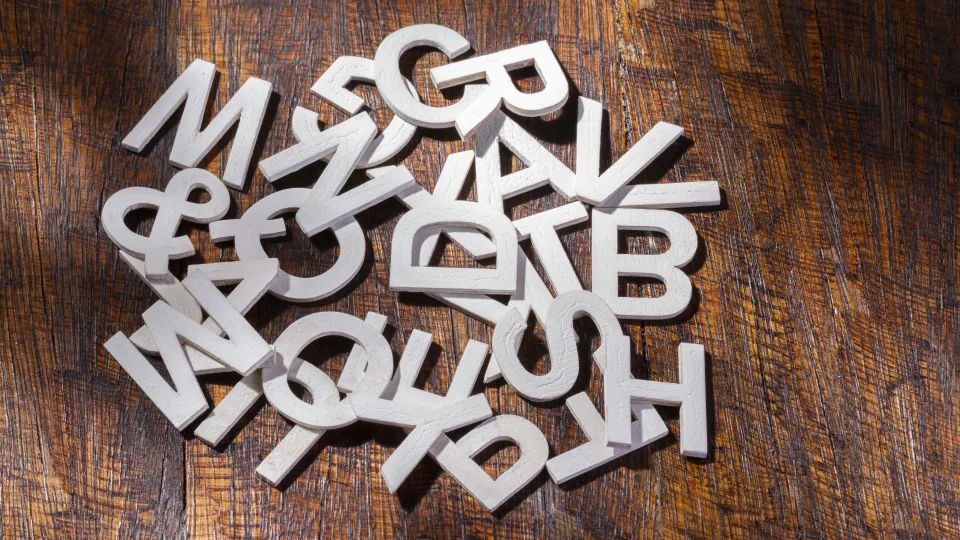 Šie populiarūs vardai kitur skamba kaip keiksmažodžiai, ką turėtumėte žinoti prieš rinkdami vardą vaikui?