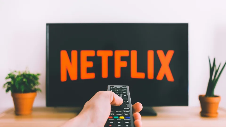 Žiūrimiausi „Netflix“ filmai Lietuvoje: vienas iš jų pranoko visus lūkesčius, dešimtuke ir puikiai žinomi pavadinimai