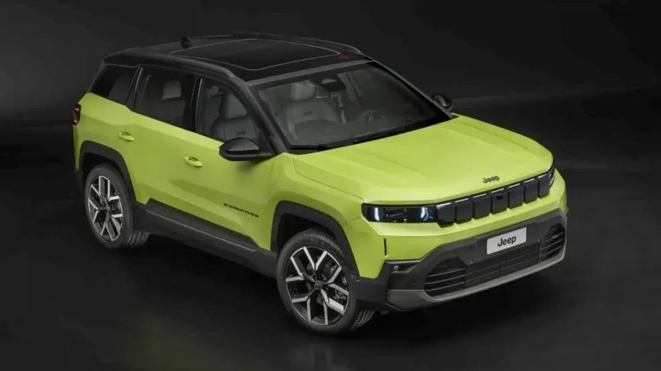 Pamatykite, kaip atrodys netrukus debiutuosiantis „Jeep Compass“ elektrinis automobilis
