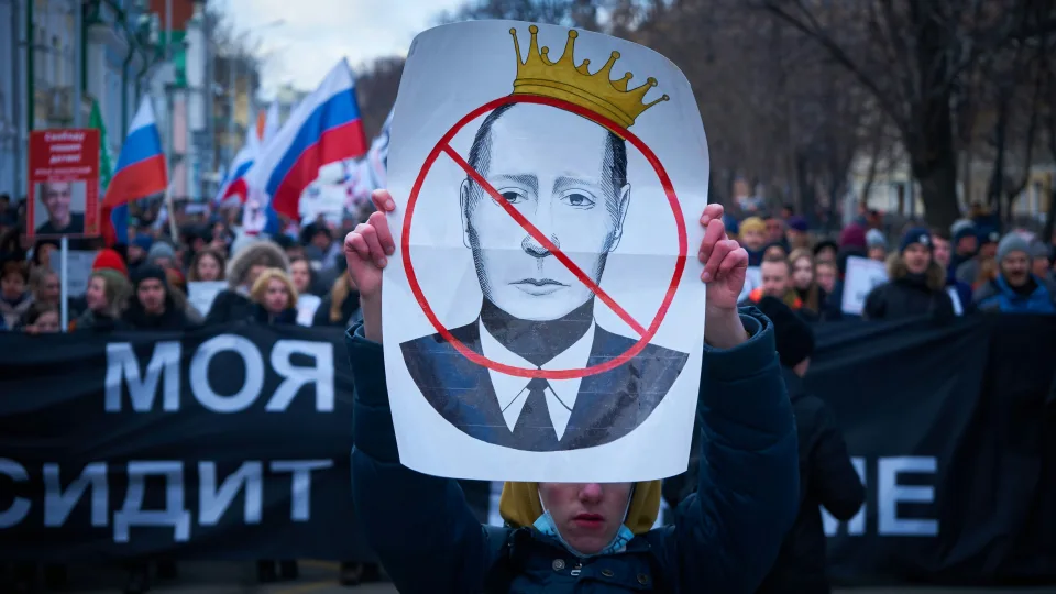 Ar Putinas kada nors sulauks pelnytos bausmės? Ekspertai įvardija vienintelį realų scenarijų