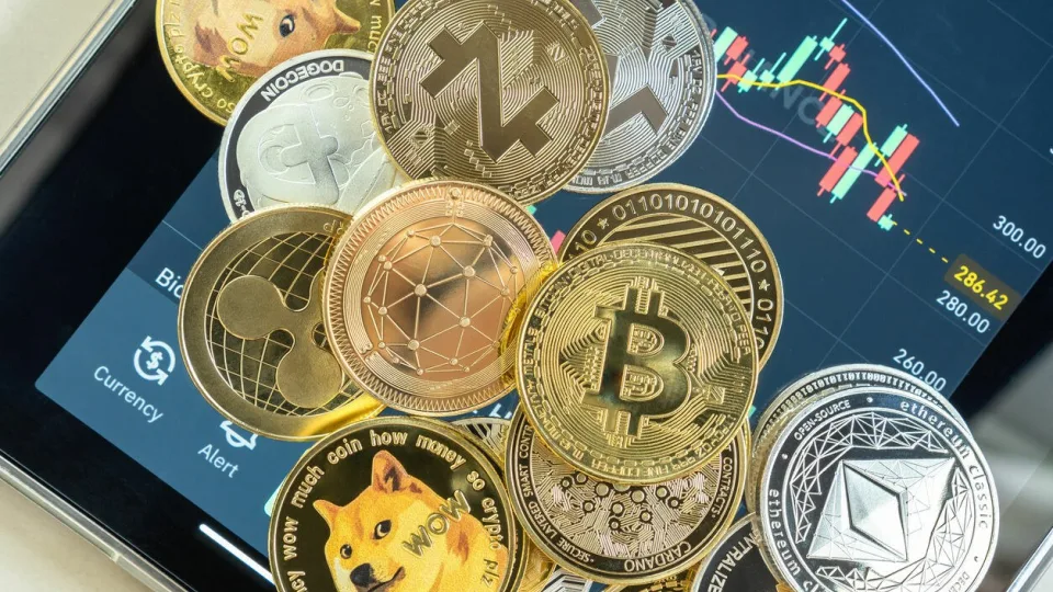 Vienas „Binance“ vadovų: šiuo metu visas kriptovaliutų pasaulis dėmesį sutelkęs į tris pagrindines temas