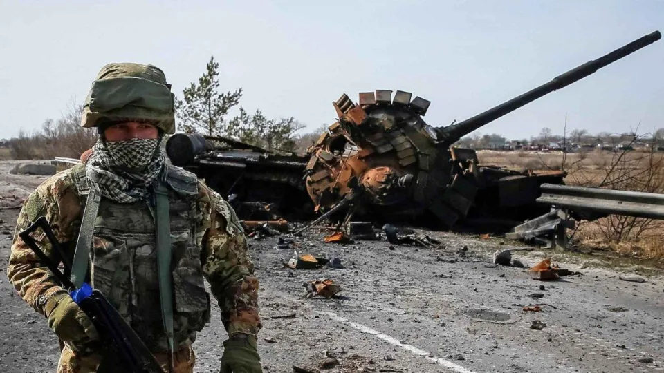 Ukraina stiprina savo gynybinius pajėgumus: lenkų amunicija jau fronte, Rusijos laukia galingas smūgis