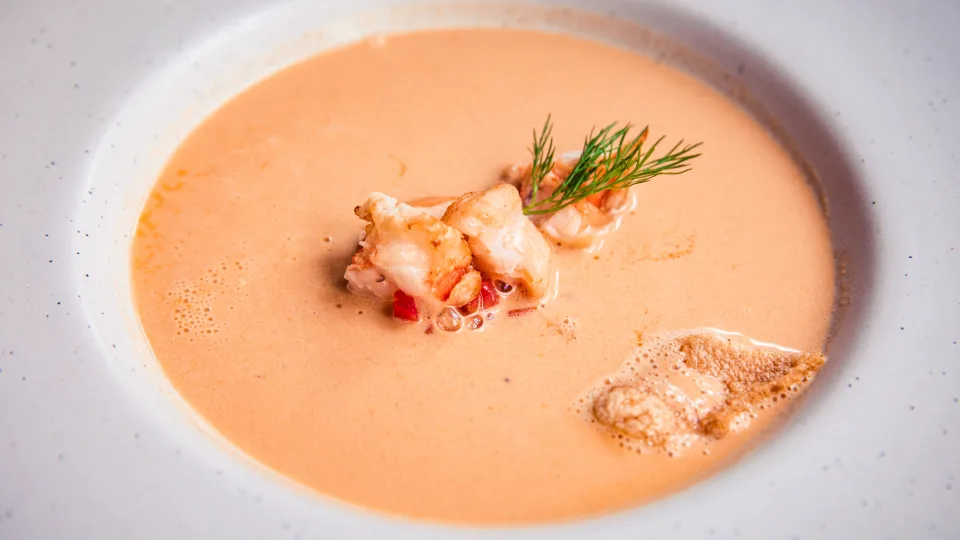 Ši sriuba restoranuose kainuoja labai brangiai, bet namuose ją galima pasiruošti už visiškus centus