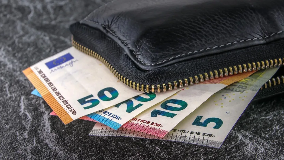 Policiją šokiravo sukčių naudojamos gudrybės: šiandien pasitelkia net ir vaikus, estas taip prarado milijonus