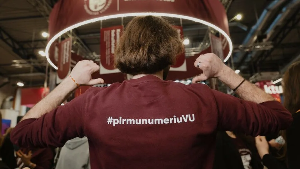 Prasideda priėmimas į aukštąsias mokyklas: VU siūlo 3000 eurų stipendiją šimtui būsimų studentų, bet yra sąlyga