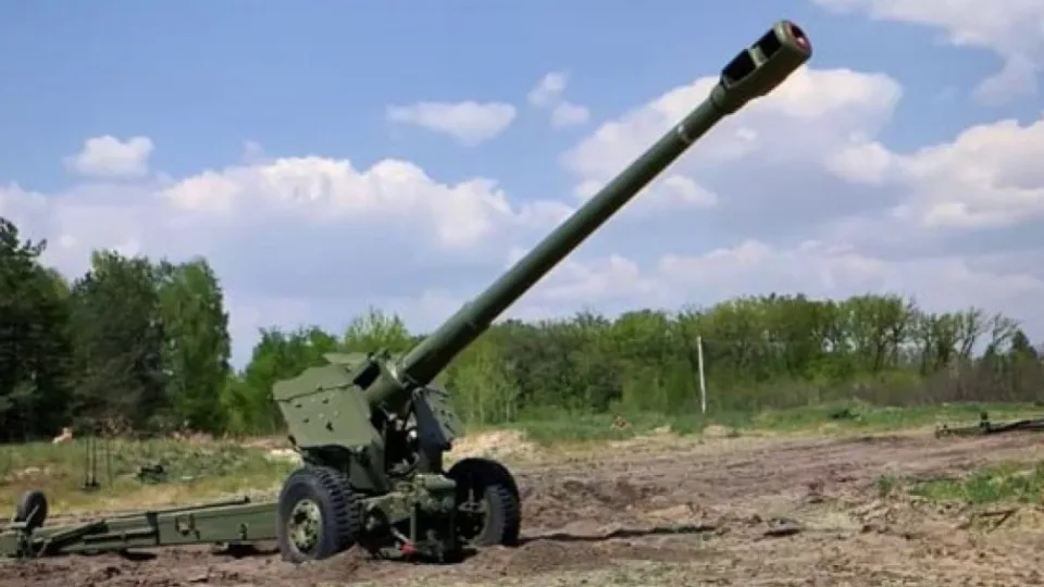 Ukraina naudoja paslaptingą ginklą: ši haubica suglumino daugelį ekspertų, ar tai slapta dovana iš Balkanų?