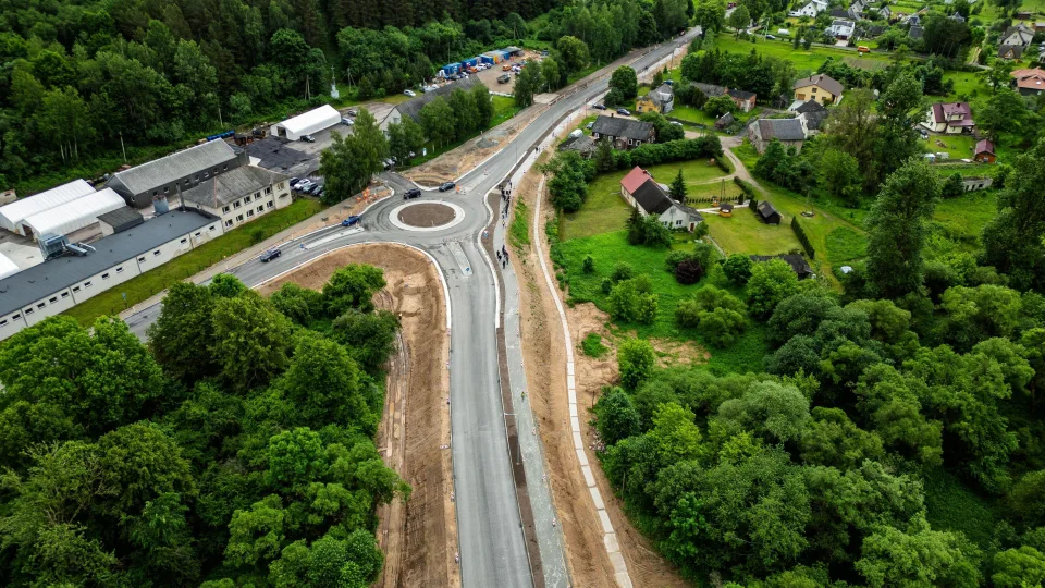 Ariogaloje atidarytas eismas tiltu per Dubysą: tiltas vos neįgriuvo, remontas išgelbėjo paskutinę minutę
