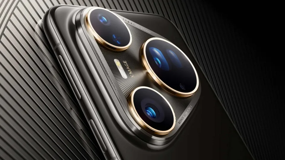 Oficialiai pristatytas naujasis „Huawei Pura 80 Ultra“ išmanusis telefonas su įspūdingomis kameromis nugarėlėje