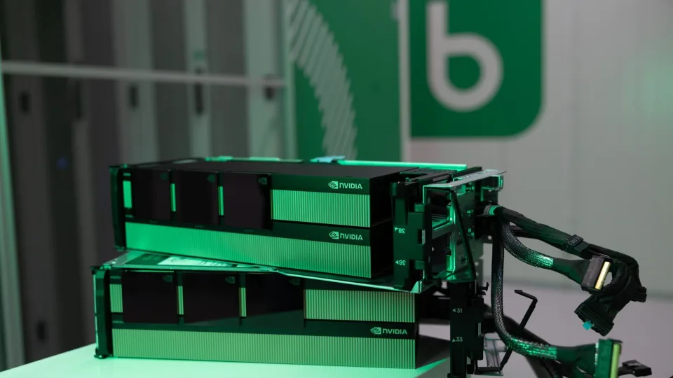Dirbtinio intelekto sprendimams „Bitė“ investuoja šešiaženklę sumą į naujausius „Nvidia“ grafikos procesorius