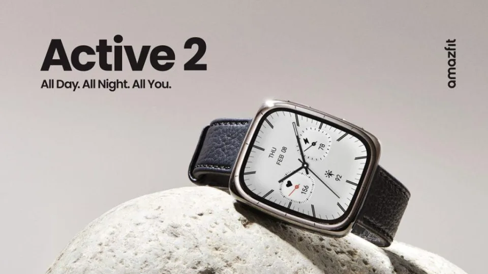 „Amazfit“ pristatė „Active 2 Square“ išmanųjį laikrodį su AMOLED ekranu ir puikiu baterijos veikimo laiku