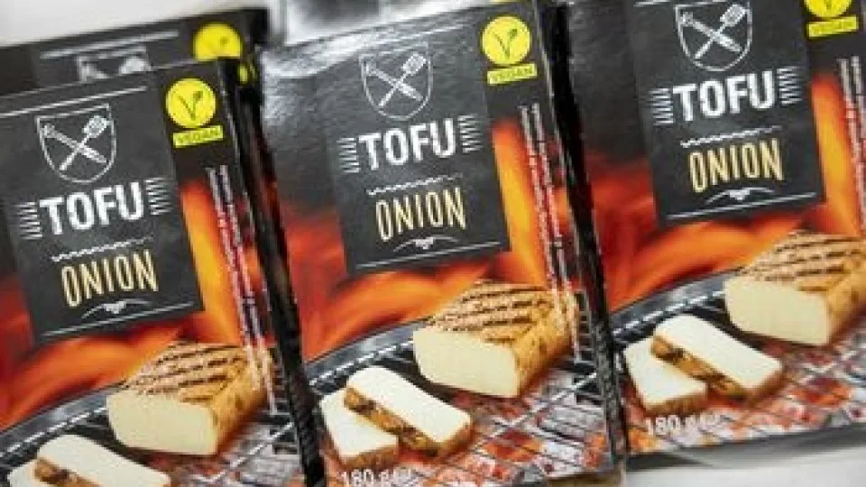 Joninės ant grotelių: glazūruoti šonkauliai, briediena ir šviežiena pigiau nei bet kada, puikūs „Lidl“ pasiūlymai