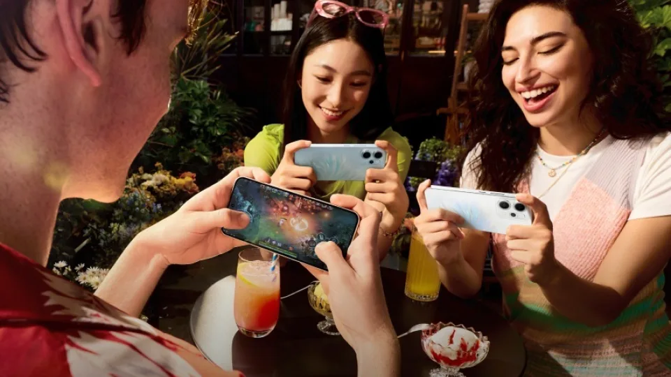 Jau lapkričio mėnesį turėtų įvykti oficialus „Oppo Reno 15“ serijos išmaniųjų telefonų pristatymas