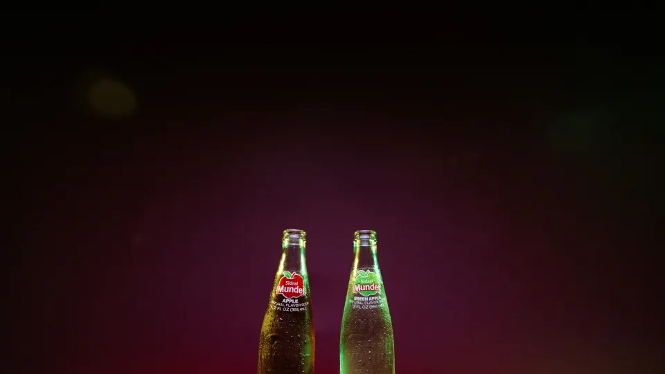 Ar kada pagalvojote, kodėl atsiranda garsas atidarant alaus butelį? Mokslininkai pateikė atsakymą, kuris nustebins