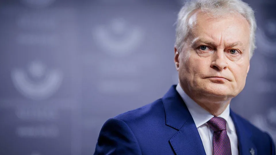 Prezidentas rėžia be užuolankų: „Ukraina turi laimėti. Taškas“. Kviečia veikti nedelsiant