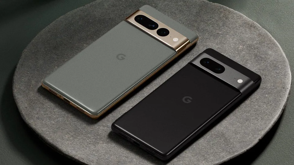 „Google“ turi rimtų problemų Japonijoje: bendrovei uždrausta pardavinėti „Pixel 7“ išmaniuosius telefonus