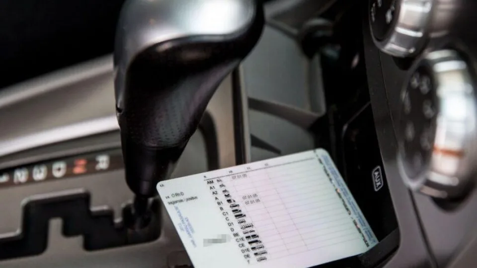 Liksite be teisės vairuoti: tūkstančiai gyventojų gali prarasti teises be jokio papildomo įspėjimo