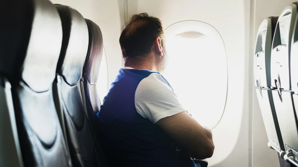 Nematoma grėsmė lėktuvo salone: skrydžio palydovai atskleidė tai, apie ką daugelis nėra linkę kalbėti