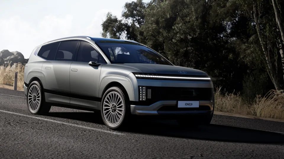 Realaus pasaulio prabanga: kodėl naujieji elektromobiliai tampa tikrąja šeimos prabanga ir aplenkia net BMW?