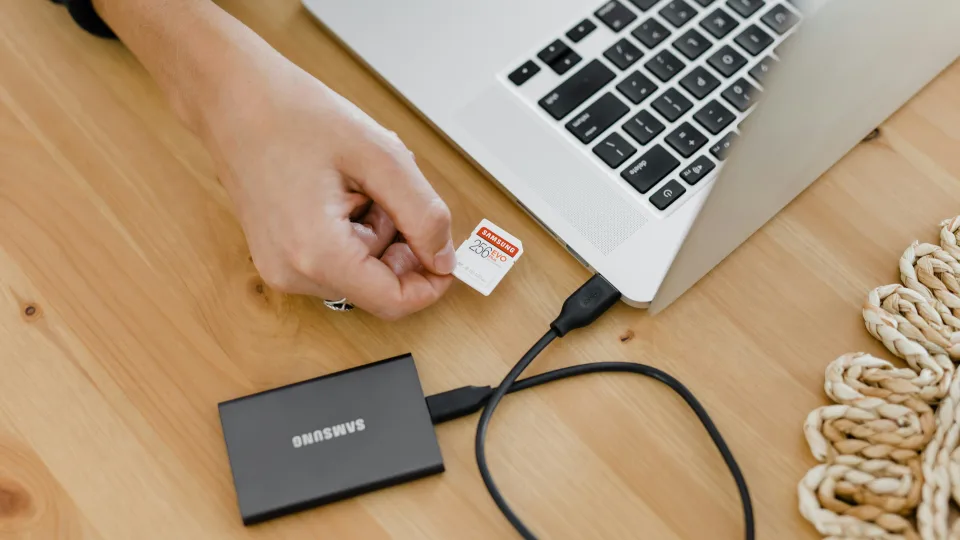 „Samsung“ žada revoliuciją: nauja atmintis keis viską nuo išmaniųjų telefonų iki debesijos