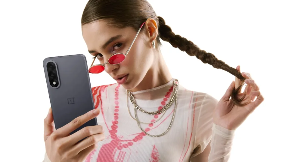 Oficialiai pristatytas naujasis „OnePlus Nord 5“ išmanusis telefonas su „Qualcomm“ lustu