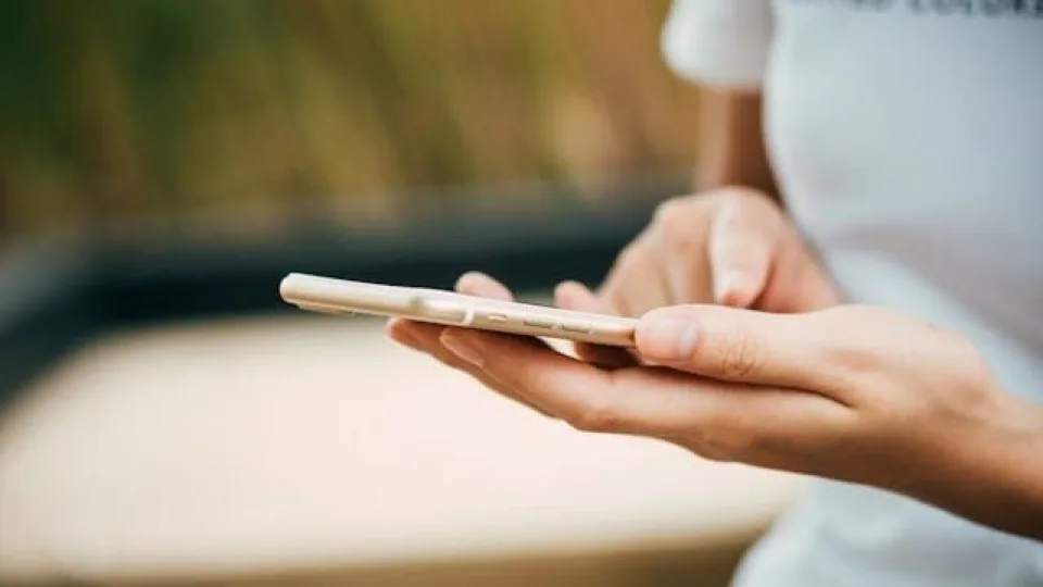 Išmanus pasirinkimas: pasakė, kaip sutaupyti pinigų ir tausoti gamtą renkantis telefoną